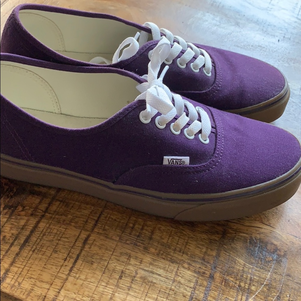 Vans size 9 in men’s
